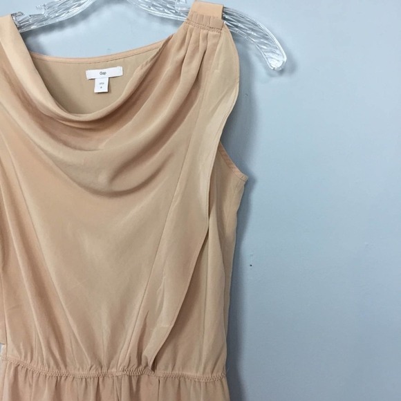 Gap Sleeveless Drape Neck Elastic Waist Ruffle Satin Dress Women’s Size 0 Beige - Picture 11 of 12